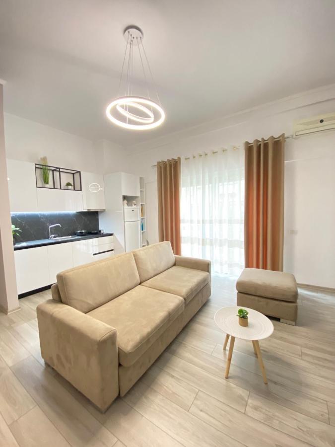 Newly Renovated One Bedroom In Apartamento *